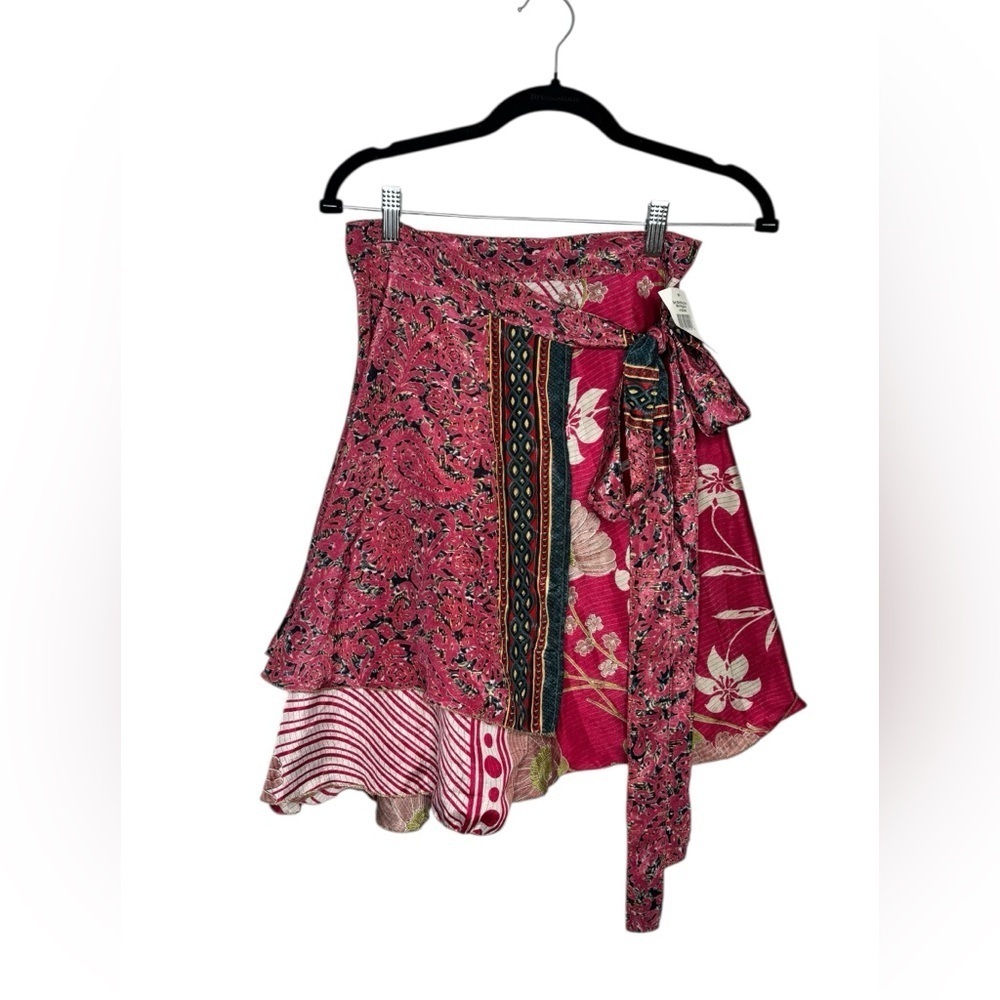 NWT Darn Good Yarn Silk Multi Print Mini Skirt OS